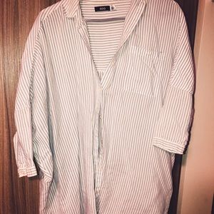Chic button up